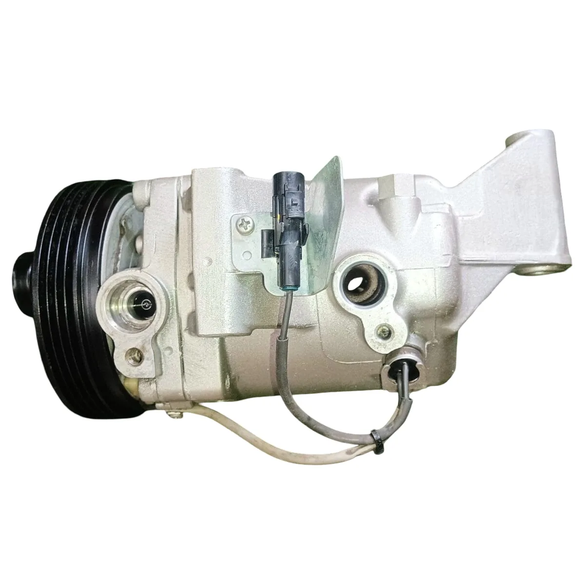 Refurbished maruti ac compressor 95200m83kc2 maruti ac compressor 95200m83kc2 refurbished swift dzire ritz ac compressor replacement