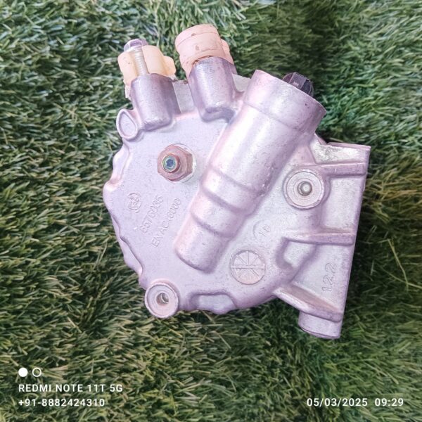 Jeep compass AC compressor - Image 3