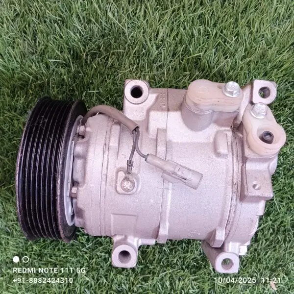 Innova crysta AC compressor - Image 2