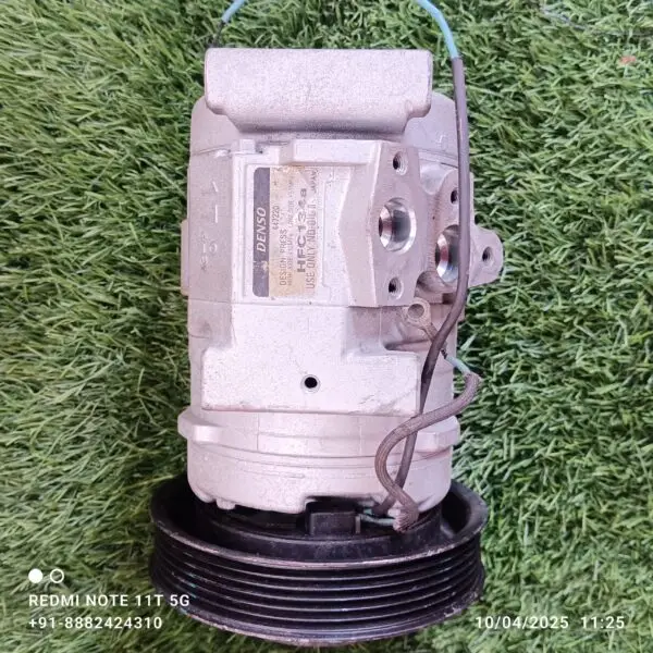 Denso AC compressor 17 number - Image 3